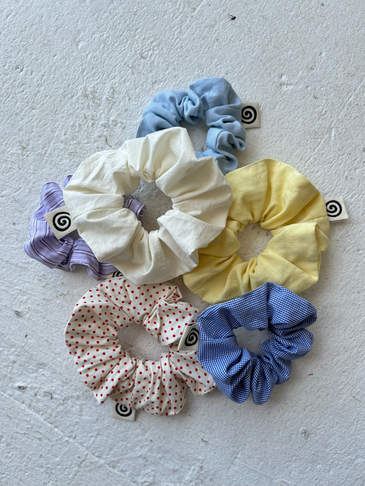 Cream Scrunchie Large